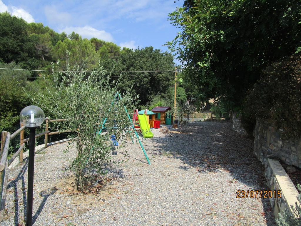 Agriturismo Rio Castello Marina dʼMarina dʼAndora Eksteriør billede