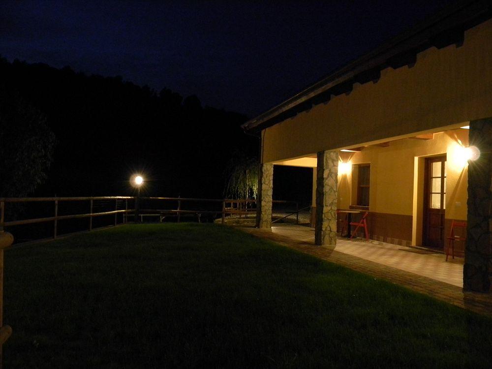 Agriturismo Rio Castello Marina dʼMarina dʼAndora Eksteriør billede